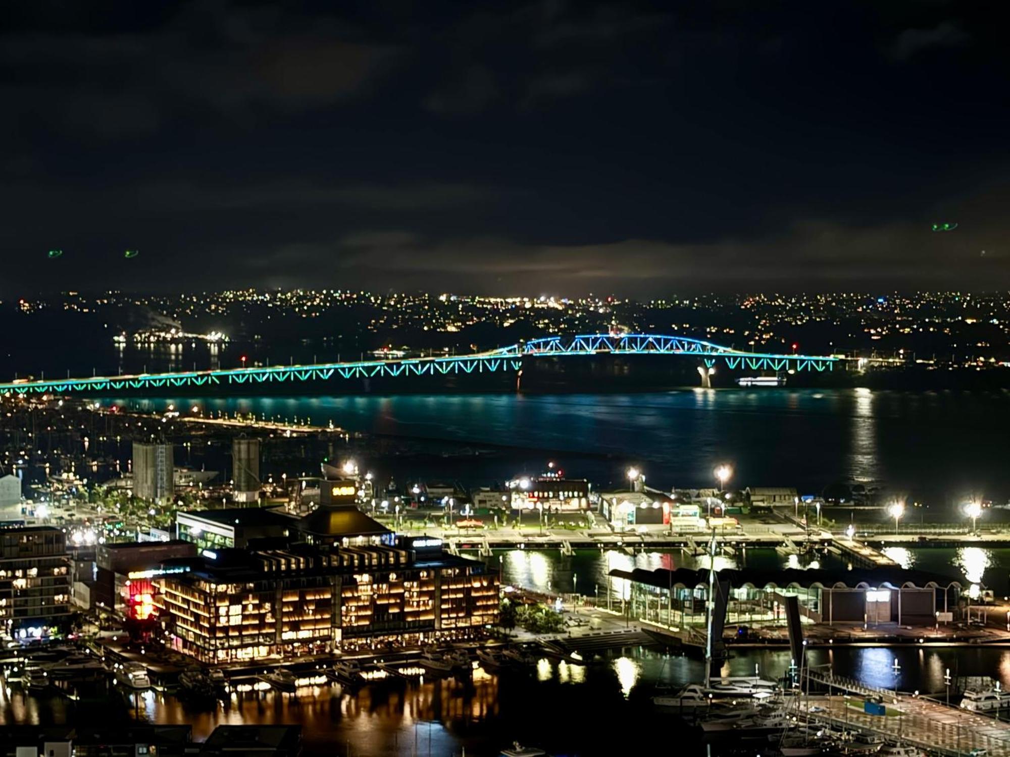 Gorgeous Seaview 2 Bedroom Apartment In Auckland Cbd Екстер'єр фото